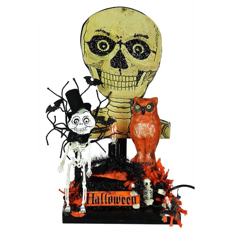 Vintage Skeleton Head Display